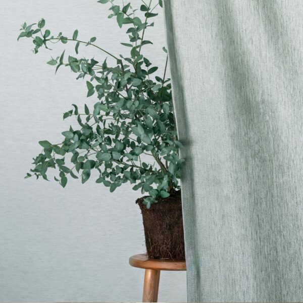 Hunter Douglas India Signature Soft Furnishing Sheer Shades in WOOD 59, created using 75% lyocell and 25% linen for a refined natural texture. The fabric’s 300 cm width, 498 g/m¹ weight, opaque weave, 4/8 lightfastness and 2% shrinkage ensure long-lasting quality. Suitable for Roman blinds and OEKOTEX-labelled. A deep, contemporary shade ideal for sophisticated window treatments and luxury décor.